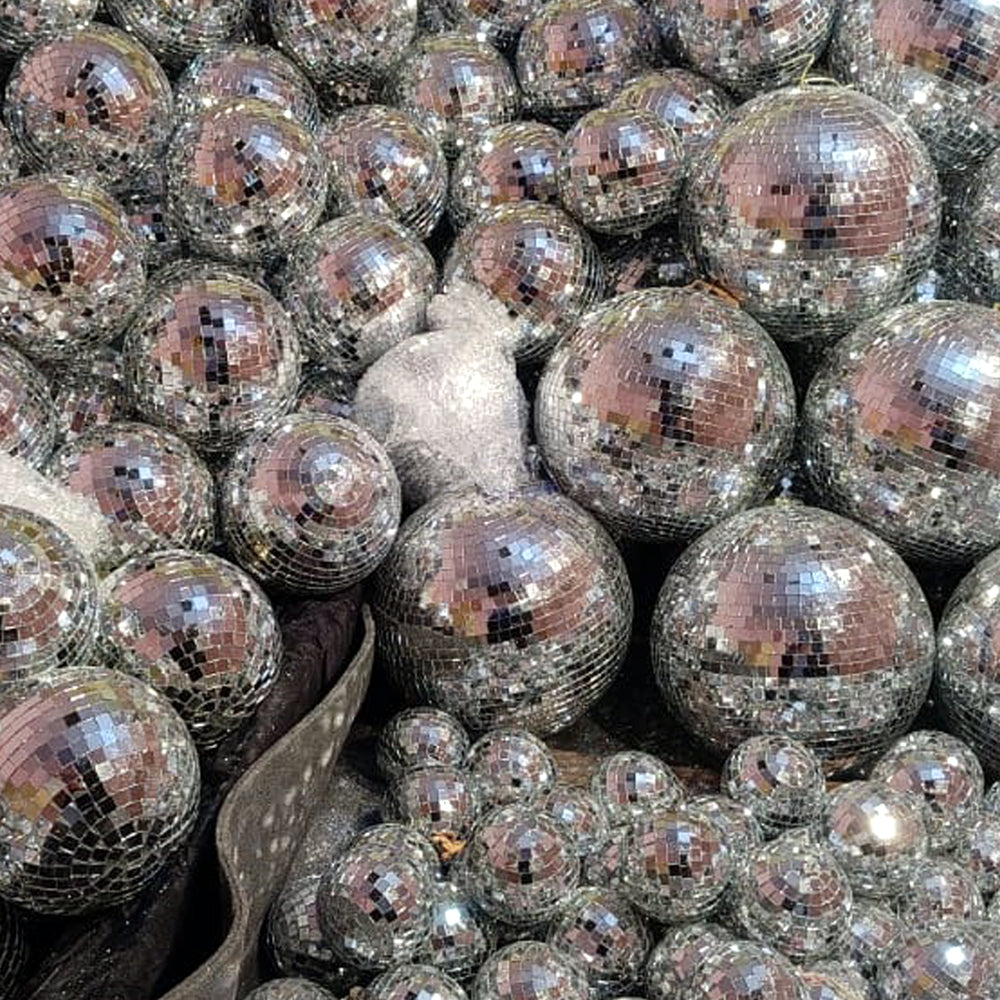 MIRROR BALL SILVER