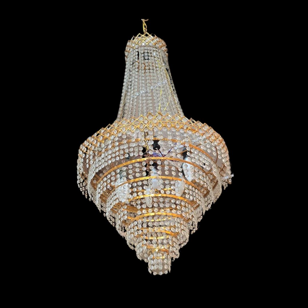 CRYSTAL CHANDELIER DIMOND BORDER