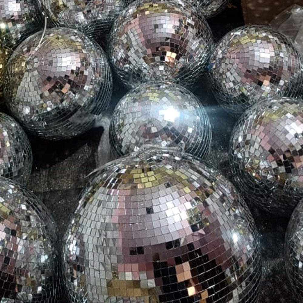 MIRROR BALL SILVER