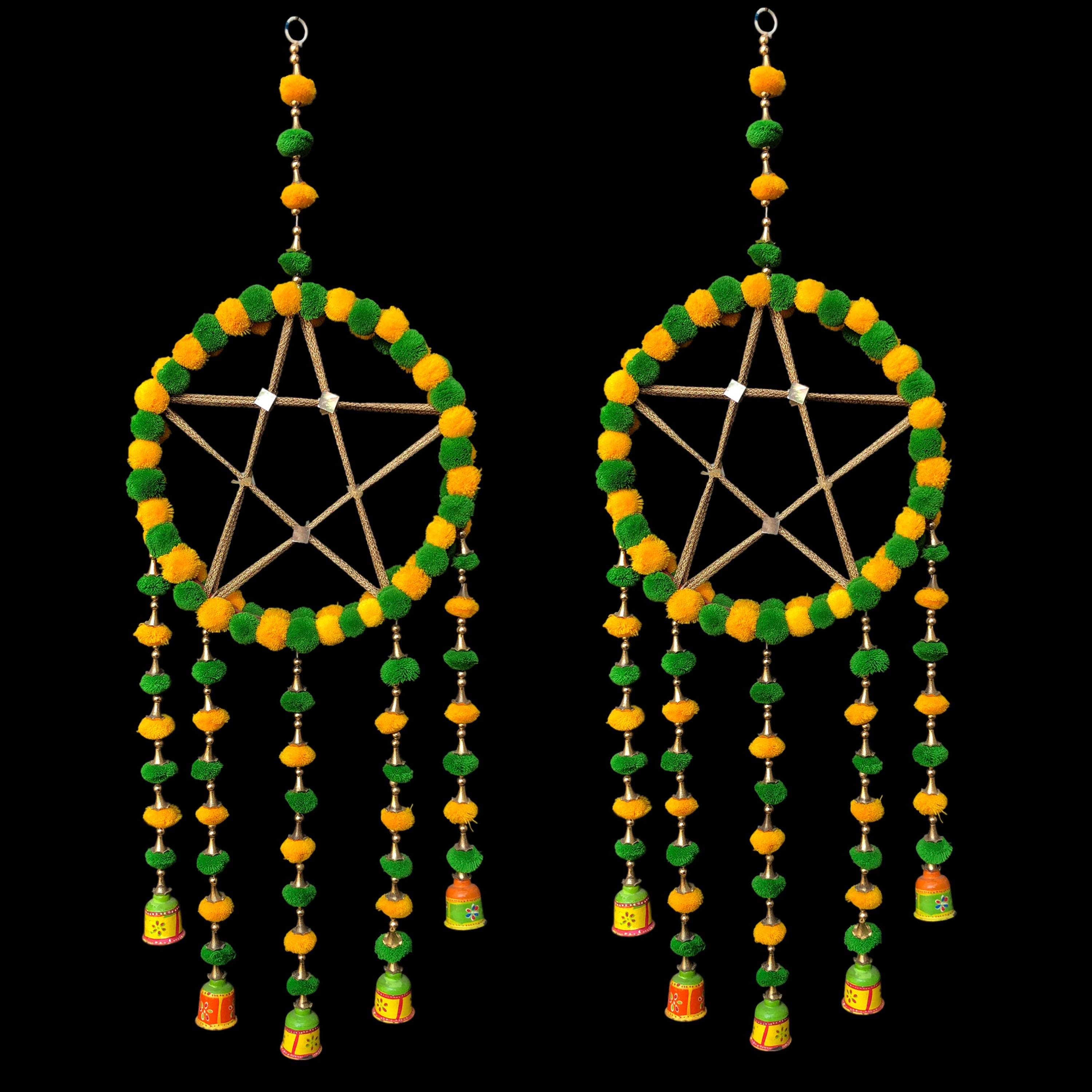 Pum Pum Star Ring hanging