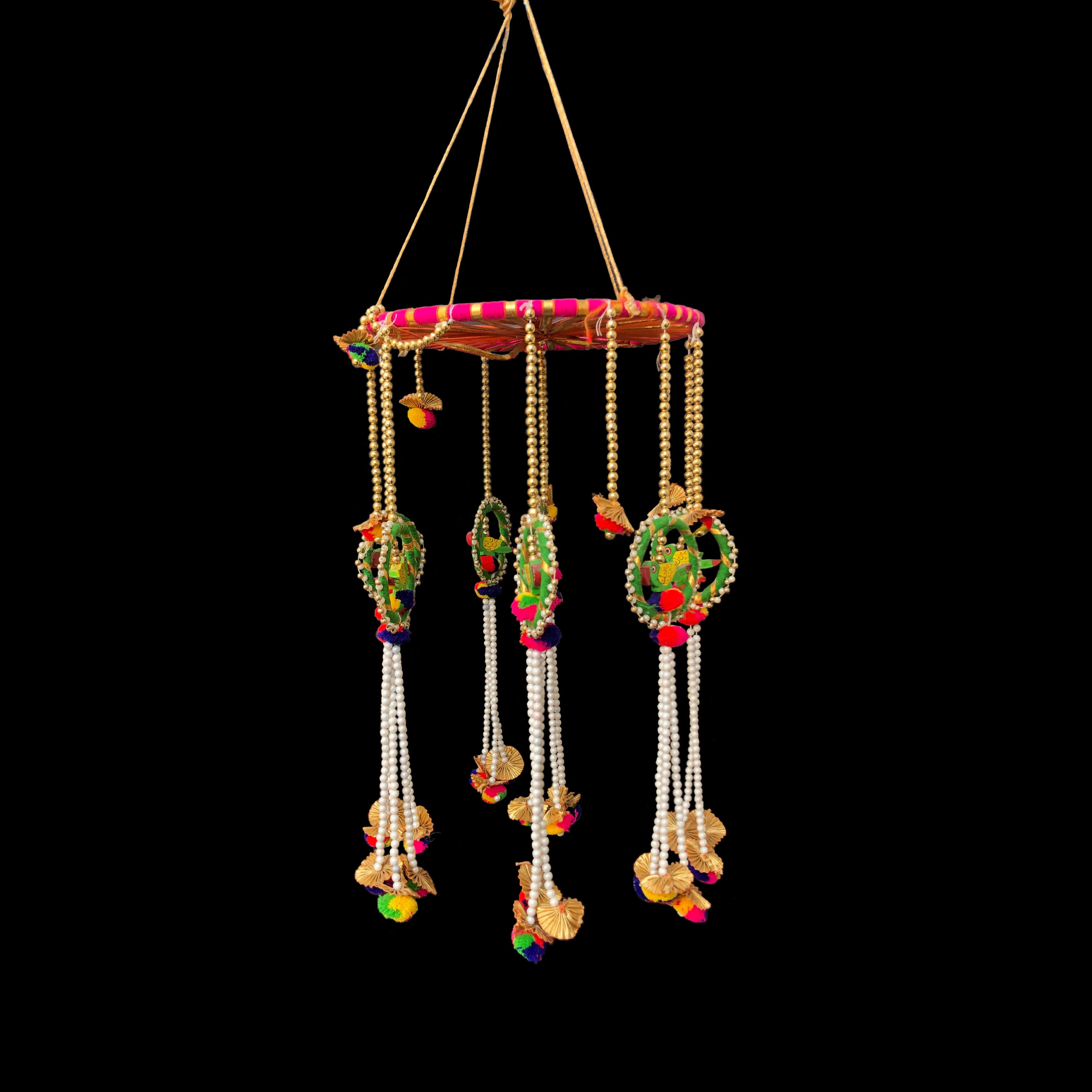Momiya Moti Tota Hanging