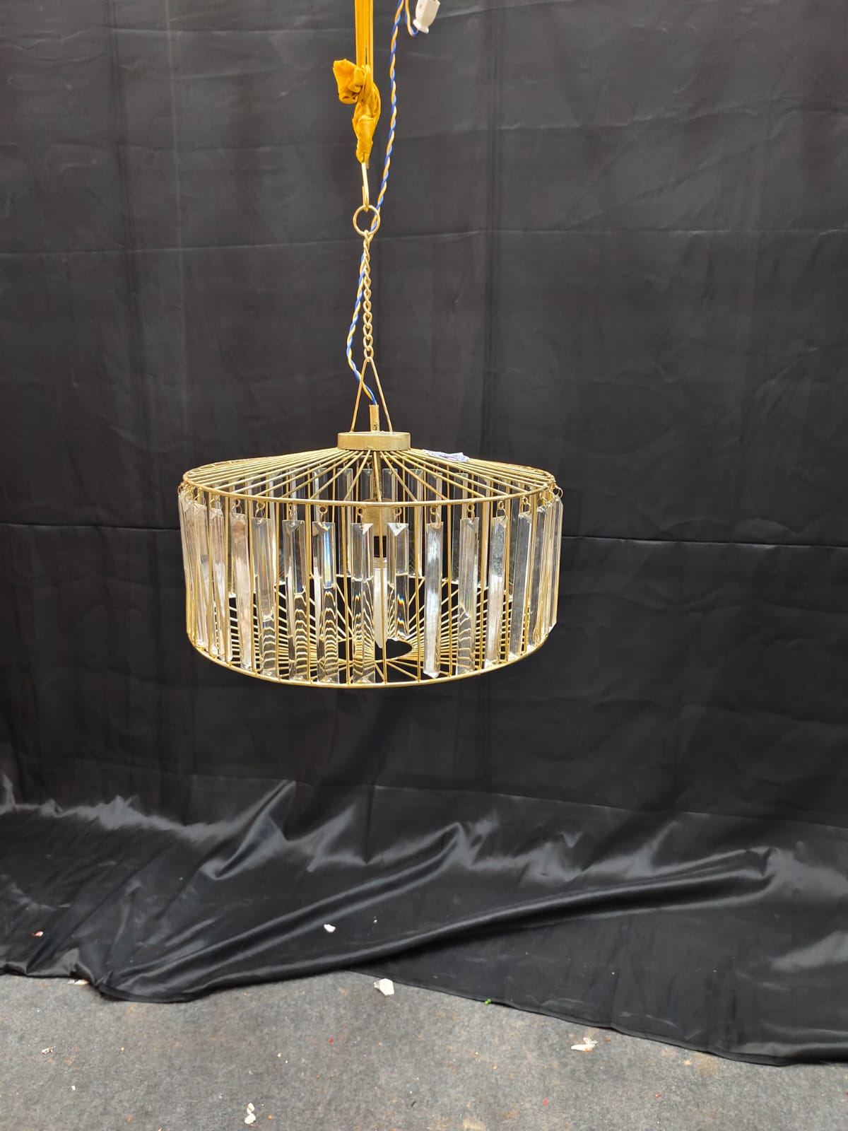 PATRI ROUND PENDEL CHANDELIER