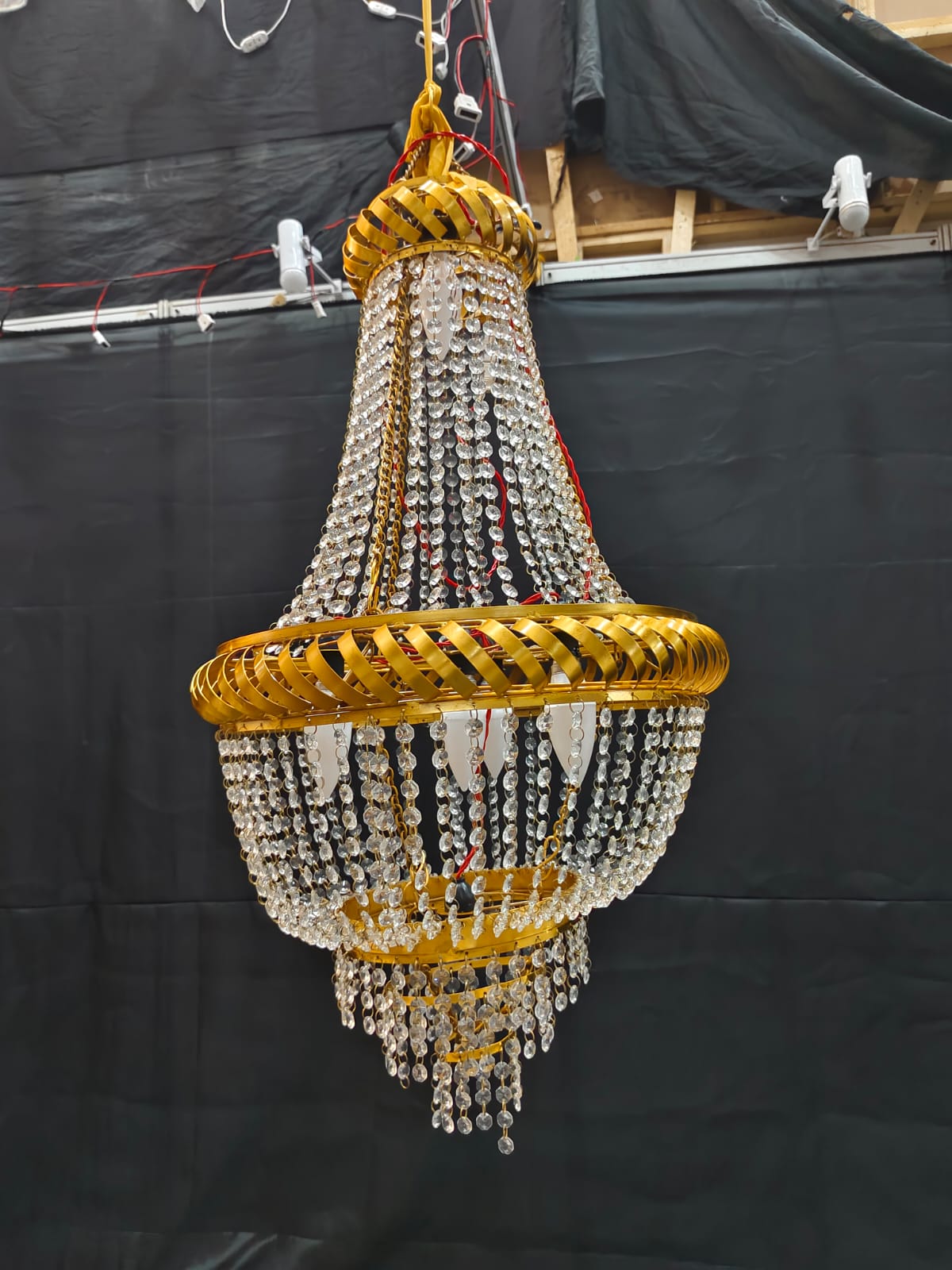 CRISTAL APPLE CHANDELIER